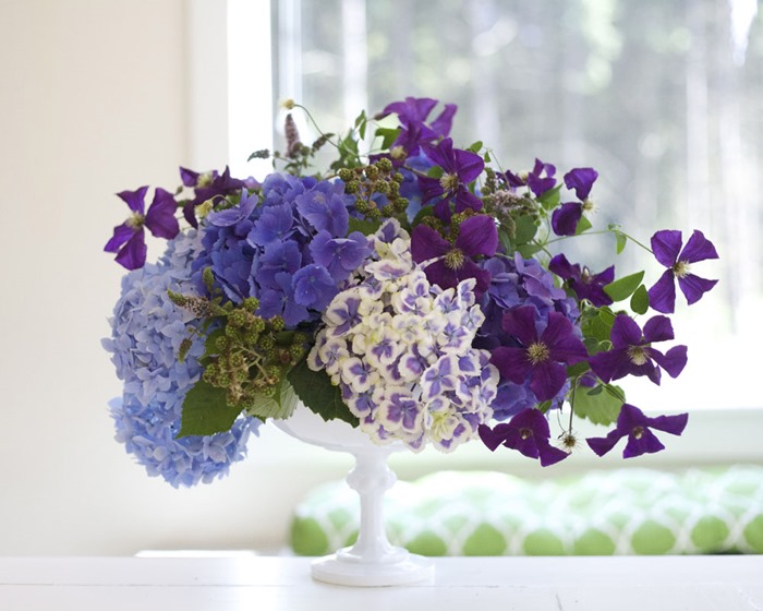 Bella Fiori Compote floral design by Alicia Schwede