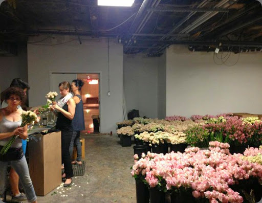 behind the scenes bouquetfleuriste.com995978_610230985666786_1882536701_n behind the scenes bouquetfleuriste.com995978_610230985666786_1882536701_n